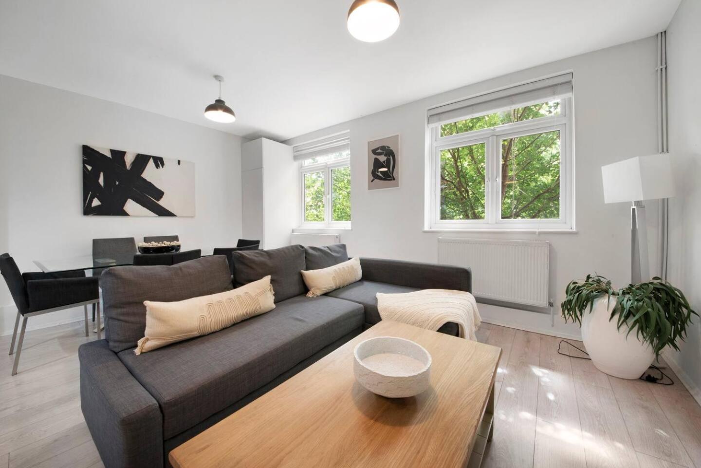 2 Bed Apartment- Finsbury Park Station B Londen Buitenkant foto